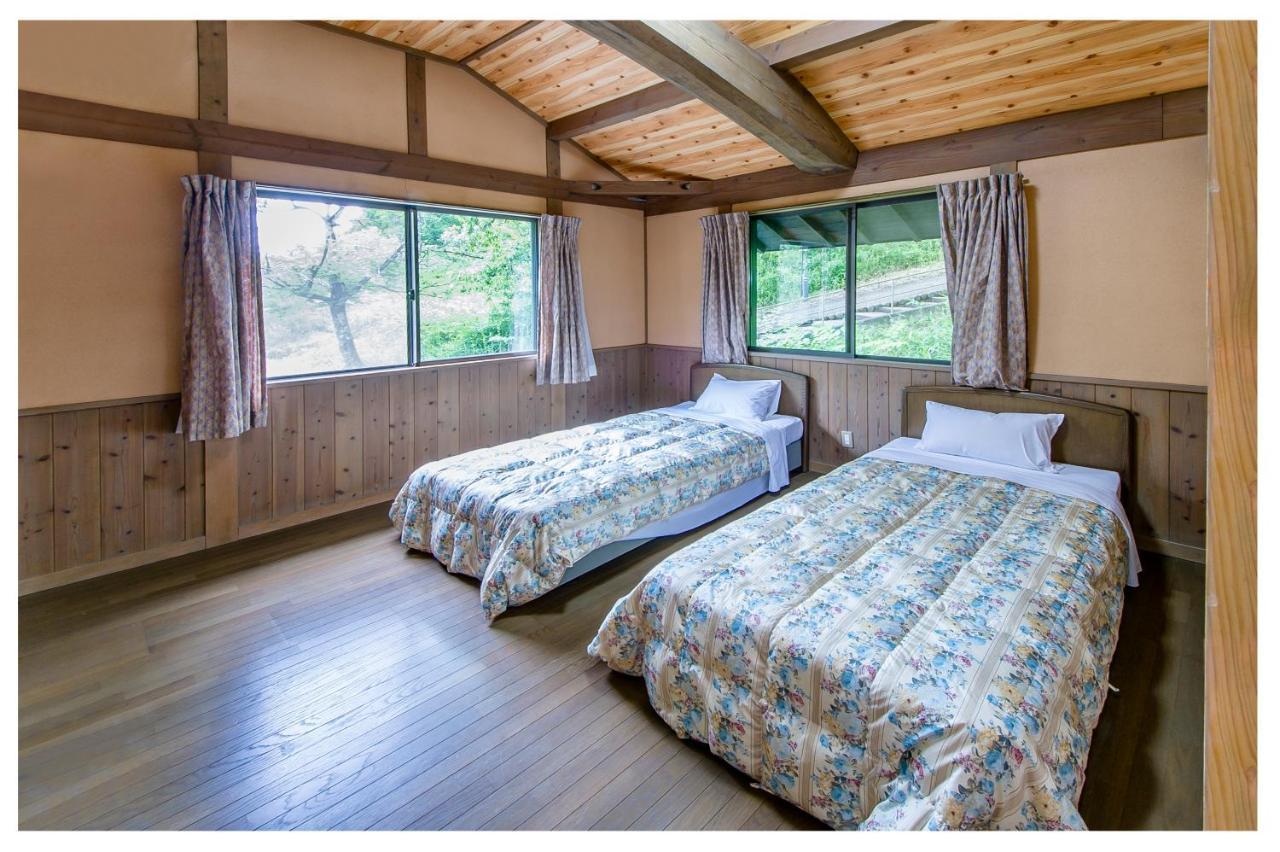 但馬長寿の郷　宿泊棟「夢」ロッジ Yabu  Exteriör bild